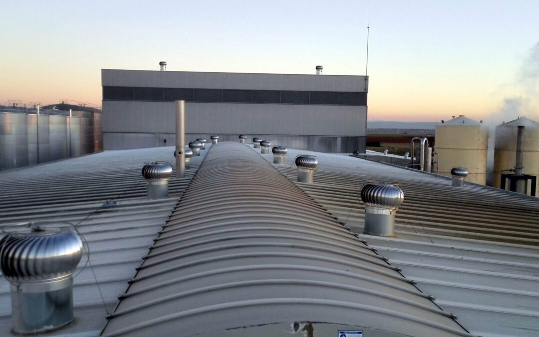 Extractores de aire industriales: Guía completa para su instalación y mantenimiento