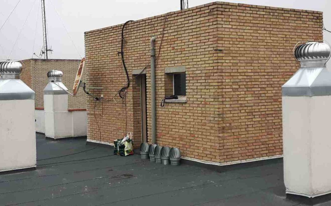 Extractores eólicos en una comunidad en Alcorcón en Madrid