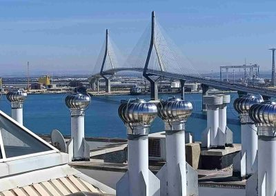 Inicio 16 Extractores eólicos en una comunidad en Cádiz