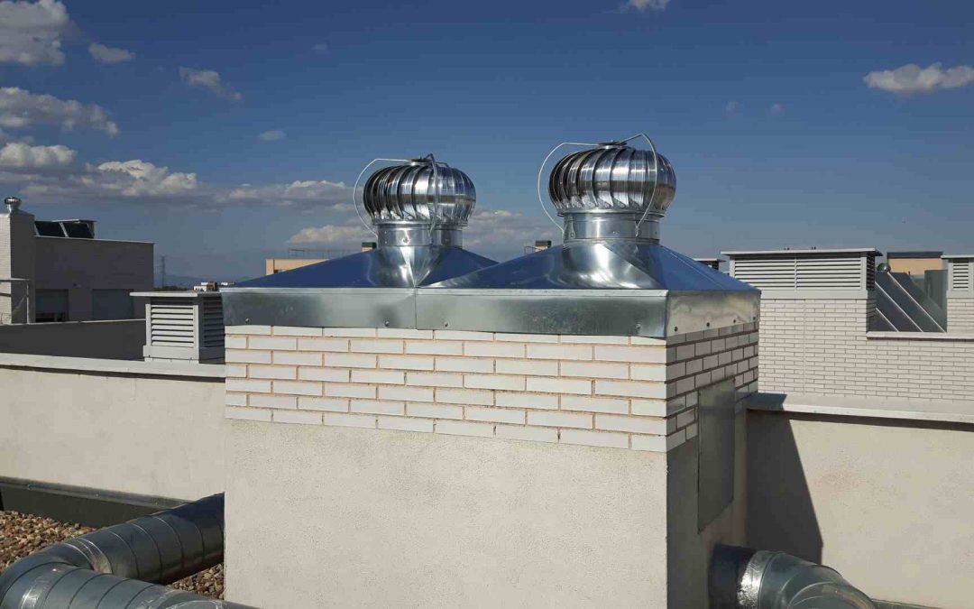 Extractores eólicos en una comunidad en San Sebastián de los Reyes en Madrid